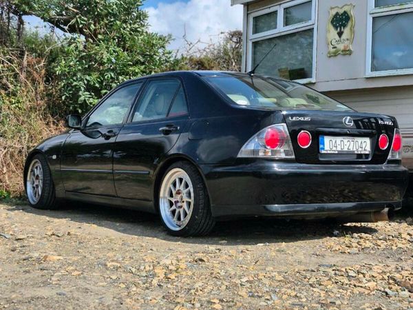 Lexus IS Saloon, Petrol, 2004, Black