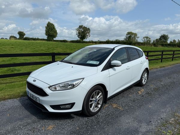 Ford Focus Hatchback, Diesel, 2016, White