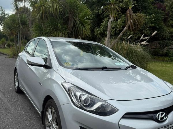Hyundai i30 Hatchback, Diesel, 2013, Silver