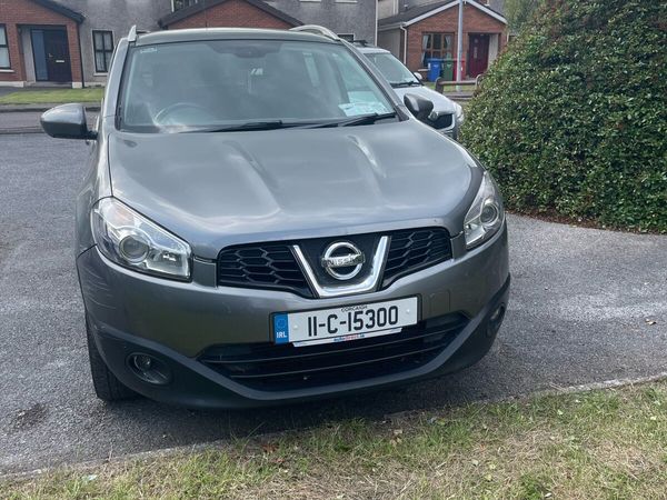 Nissan Qashqai Hatchback, Diesel, 2011, Grey