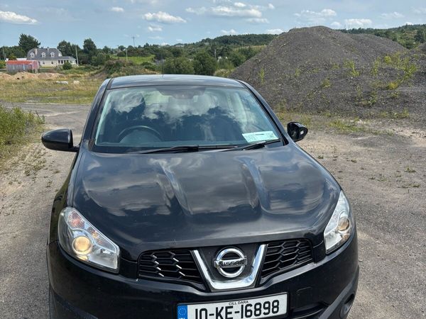 Nissan Qashqai Hatchback, Diesel, 2010, Black