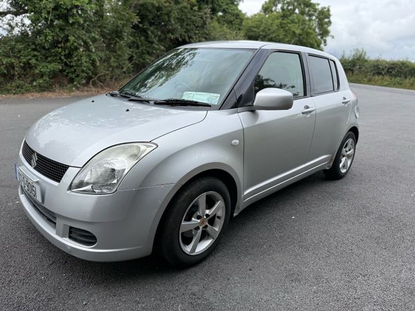 Suzuki Swift Hatchback, Petrol, 2007, Silver