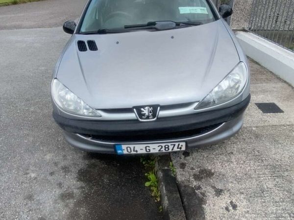 Peugeot 206 Hatchback, Petrol, 2004, Grey
