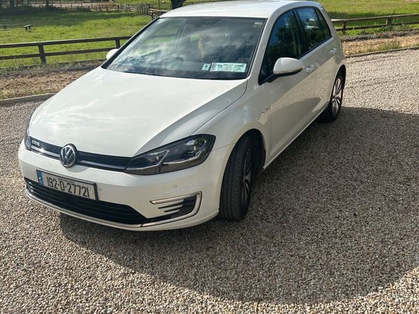 Volkswagen Golf Hatchback, Electric, 2019, White