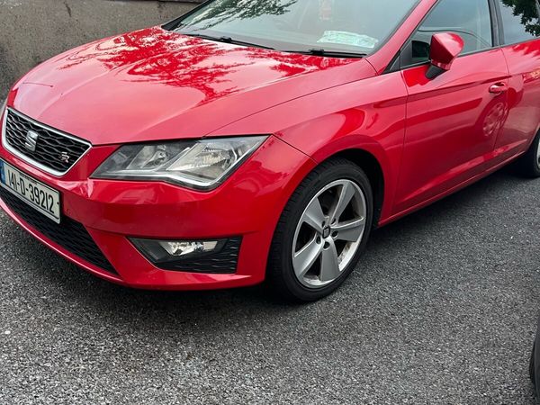 SEAT Leon Hatchback, Diesel, 2014, Red