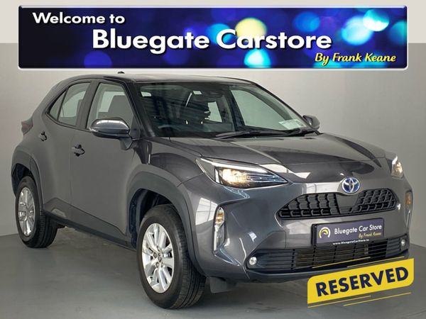 Toyota Yaris Hatchback, Petrol Hybrid, 2023, Grey