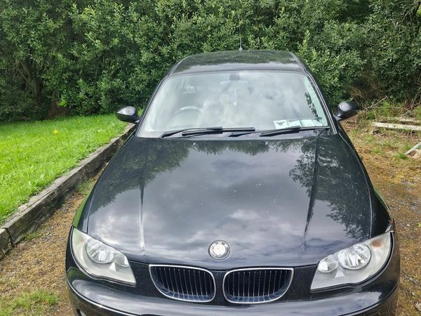 BMW 1-Series Hatchback, Petrol, 2005, Black