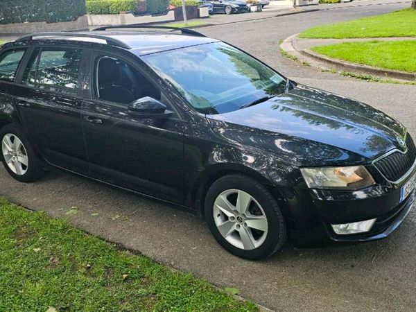 Skoda Octavia Estate, Diesel, 2013, Black