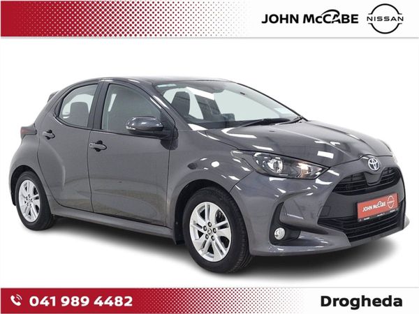 Toyota Yaris Hatchback, Hybrid, 2022, Grey