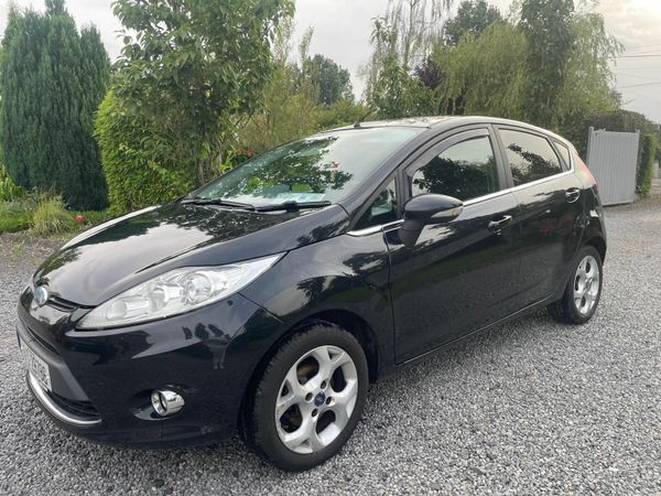 Ford Fiesta Hatchback, Petrol, 2010, Black