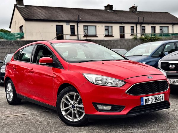 Ford Focus Hatchback, Diesel, 2016, Red