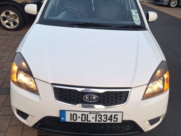 Kia Rio Hatchback, Diesel, 2010, White