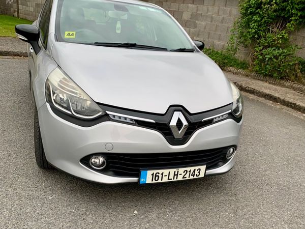 Renault Clio Hatchback, Petrol, 2016, Silver