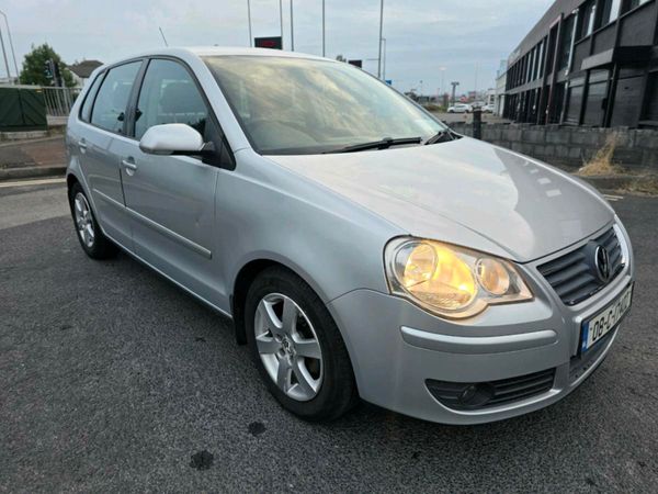 Volkswagen Polo Hatchback, Petrol, 2008, Silver
