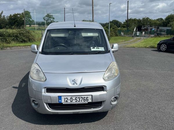 Peugeot Partner Tepee MPV, Diesel, 2012, Silver