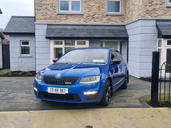 Skoda Octavia Saloon, Diesel, 2017, Blue