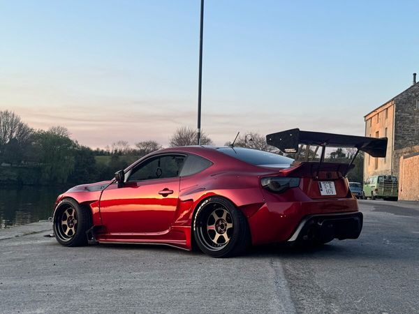 Toyota GT86 Coupe, Petrol, 2012, Red