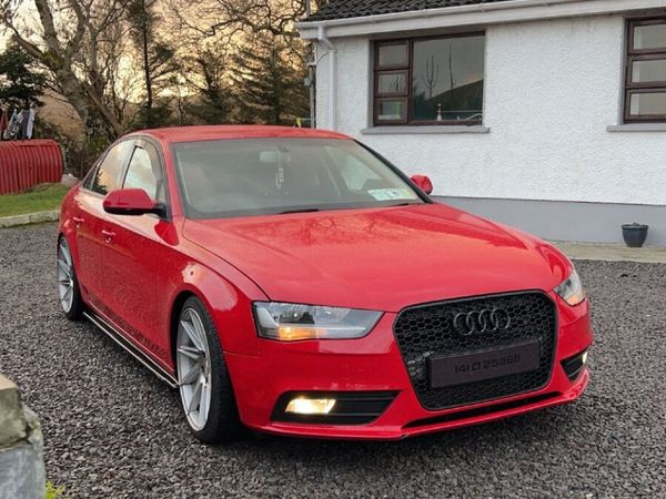 Audi A4 Saloon, Diesel, 2014, Red