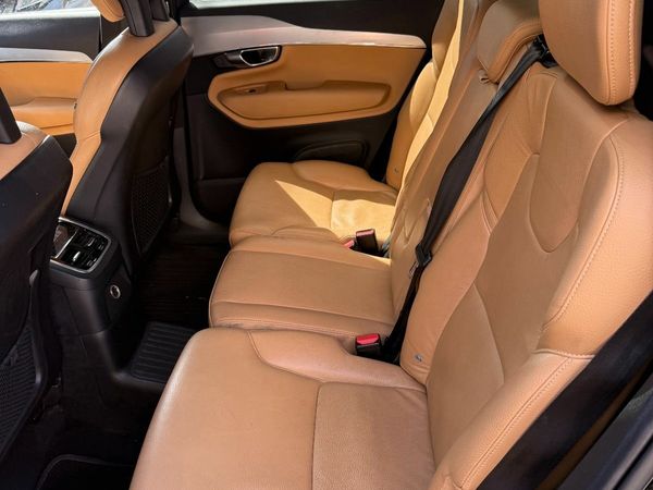 Volvo XC90 SUV, Petrol Plug-in Hybrid, 2017, Black