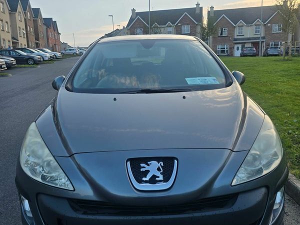 Peugeot 308 Hatchback, Diesel, 2011, Grey