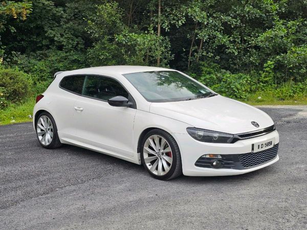 Volkswagen Scirocco Hatchback, Diesel, 2011, White