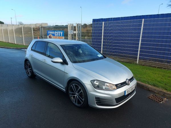 Volkswagen Golf Hatchback, Diesel, 2015, Silver