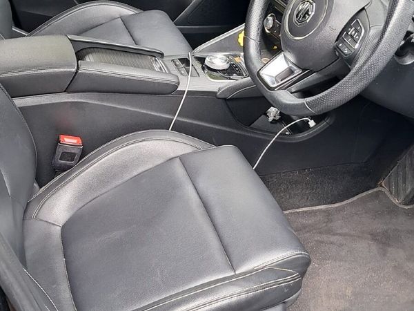 MG ZS Hatchback, Electric, 2021, Black