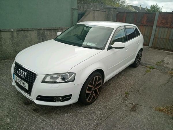 Audi A3 Hatchback, Petrol, 2011, White
