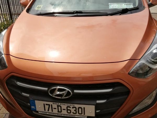 Hyundai i30 Hatchback, Petrol, 2017, Brown