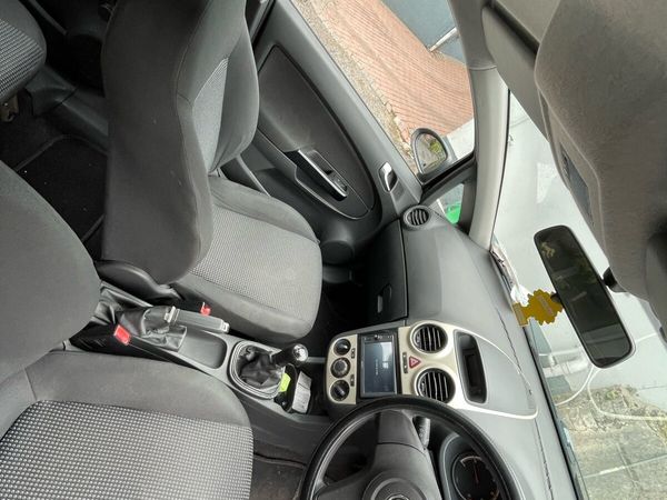 Vauxhall Corsa Hatchback, Diesel, 2008, Black