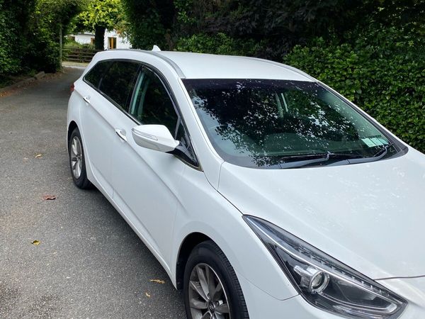 Hyundai i40 Estate, Diesel, 2017, White