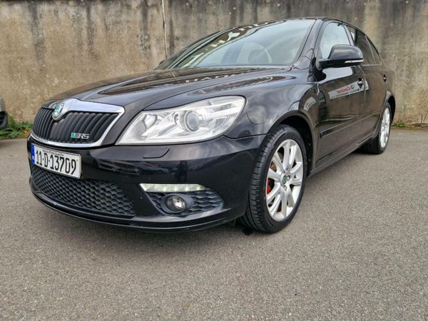Skoda Octavia Hatchback, Diesel, 2011, Black