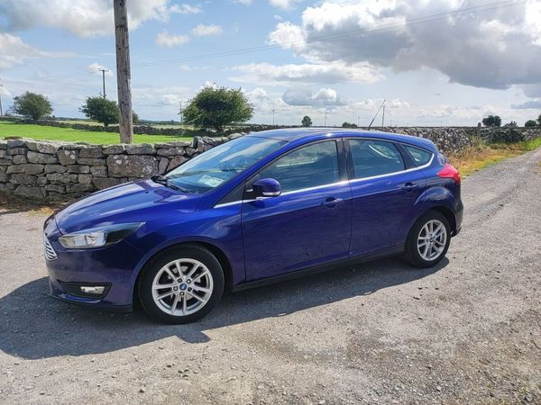 Ford Focus Hatchback, Diesel, 2016, Blue