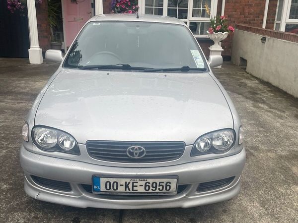 Toyota Corolla Hatchback, Petrol, 2000, Silver