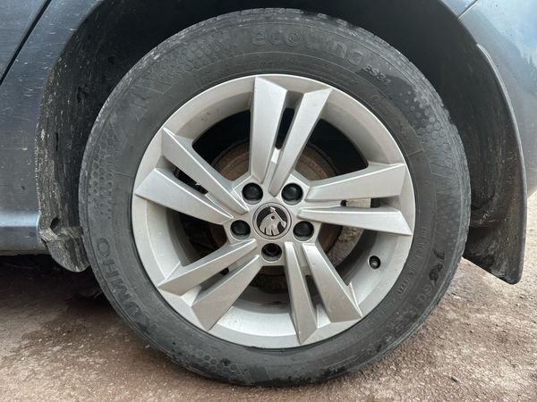 Skoda Fabia Hatchback, Petrol, 2005, Grey