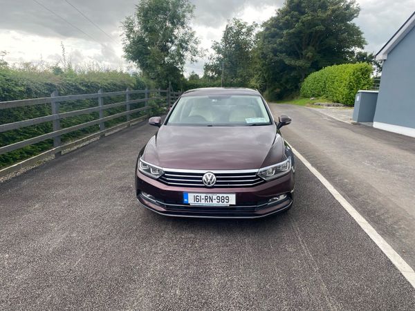 Volkswagen Passat Saloon, Diesel, 2016, Red