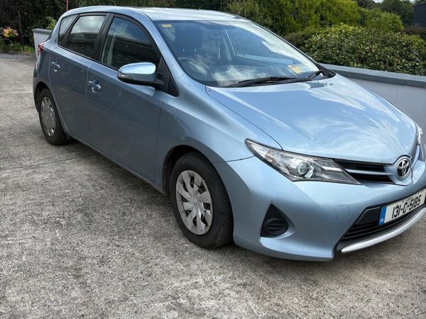 Toyota Auris MPV, Petrol, 2013, Blue