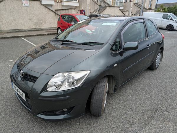 Toyota Auris Hatchback, Petrol, 2008, Green