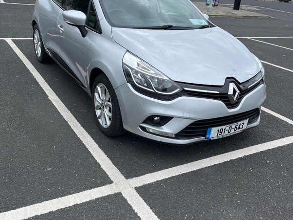 Renault Clio Hatchback, Petrol, 2019, Grey
