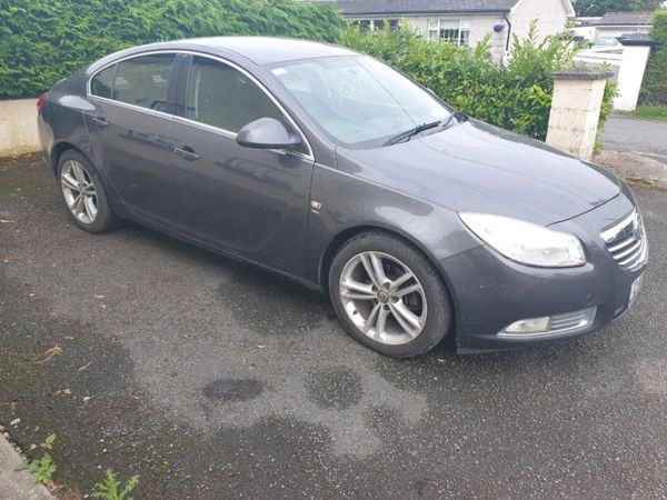 Vauxhall Insignia Hatchback, Diesel, 2012, Grey