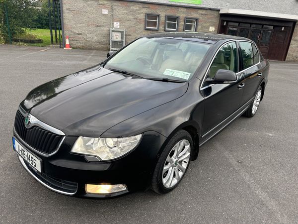 Skoda Superb Saloon, Diesel, 2011, Black