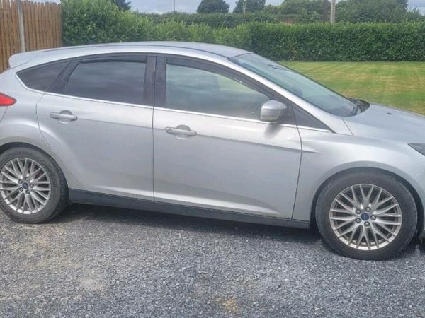 Ford Focus Hatchback, Diesel, 2013, Silver