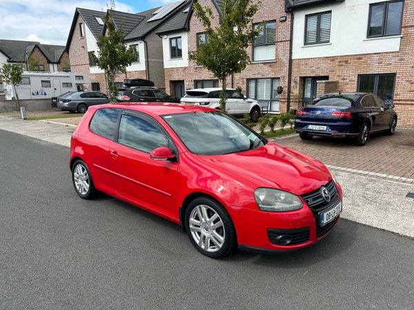 Volkswagen Golf Hatchback, Petrol, 2008, Red