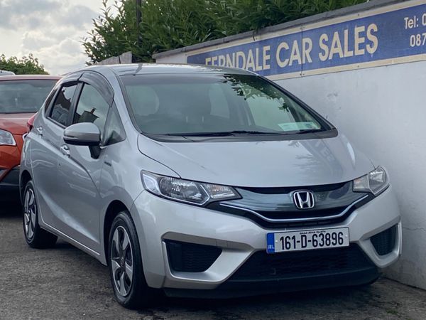 Honda Fit Hatchback, Petrol Hybrid, 2016, Silver