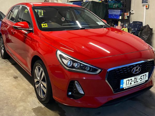 Hyundai i30 Hatchback, Diesel, 2017, Red