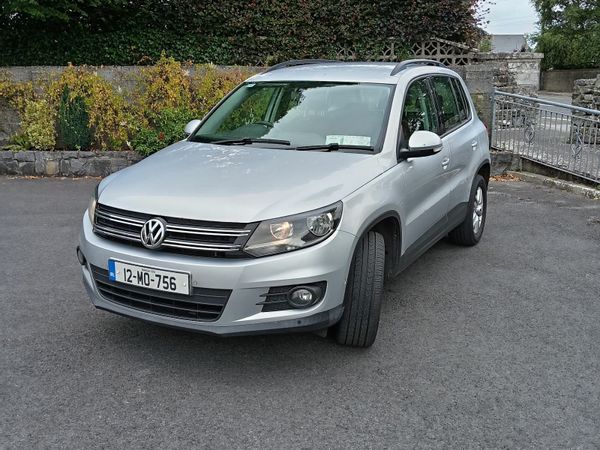 Volkswagen Tiguan SUV, Diesel, 2012, Silver