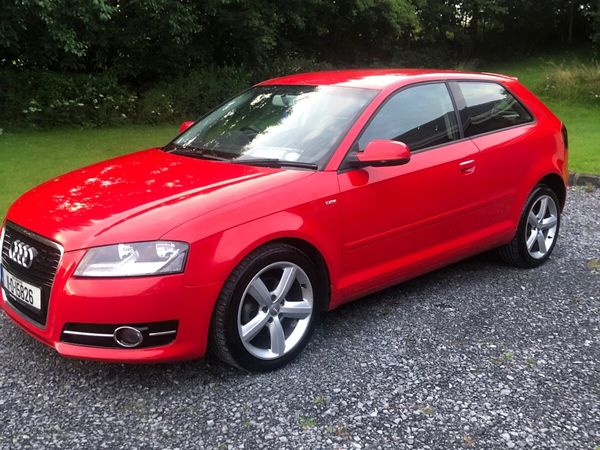 Audi A3 Hatchback, Petrol, 2011, Red