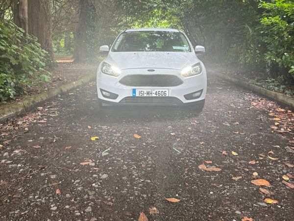 Ford Focus Hatchback, Diesel, 2015, White