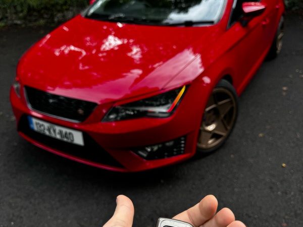 SEAT Leon Hatchback, Diesel, 2013, Red