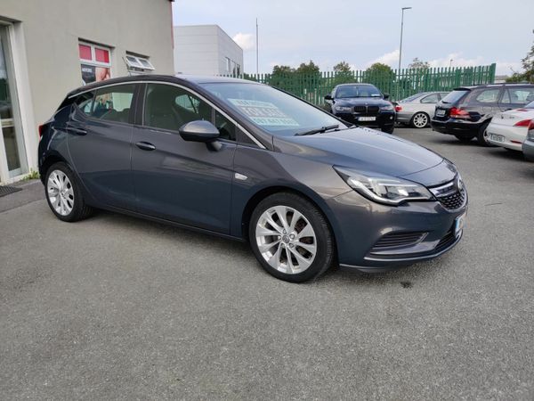 Vauxhall Astra Hatchback, Diesel, 2016, Grey